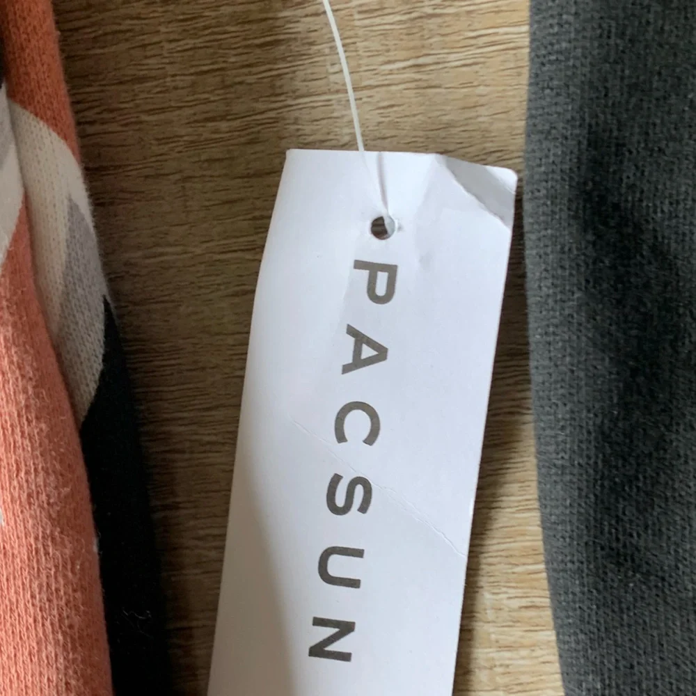 Playboy x PacSun GLOW Adult Hoodie Small Unisex Exclusive Limited Edition NEW - Picture 8 of 11